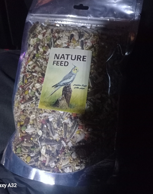 غذای مرغوب طوطی سانان و عروس هلندی – بسته‌بندی ۵۰۰ گرمی و ۱ کیلویی با کیفیت برتر!